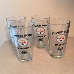 EUC set of 4 Pittsburgh Steelers pint glasses!